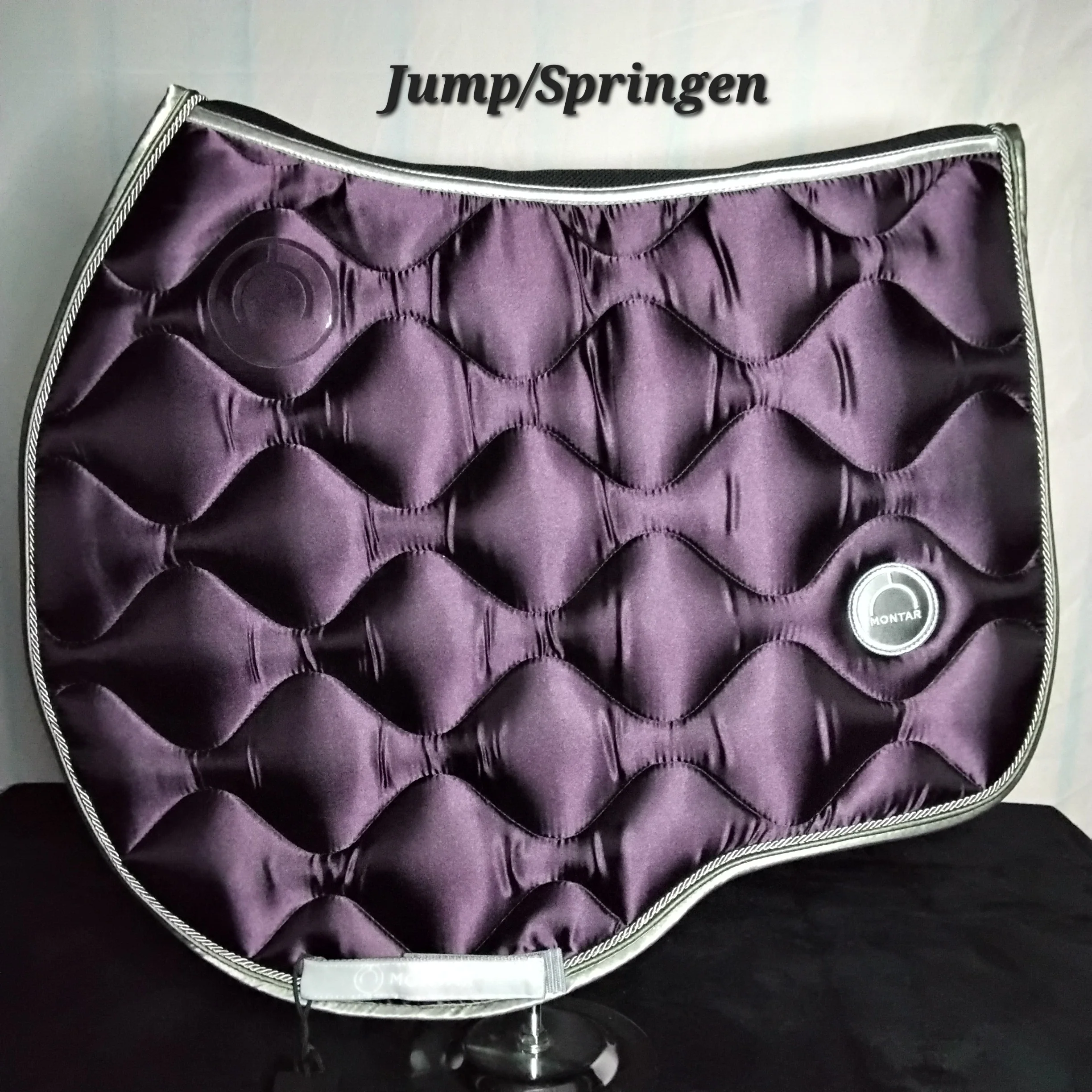 MONTAR DLux Saddle Pad Burgundy Dressage & Jump – Bild 3