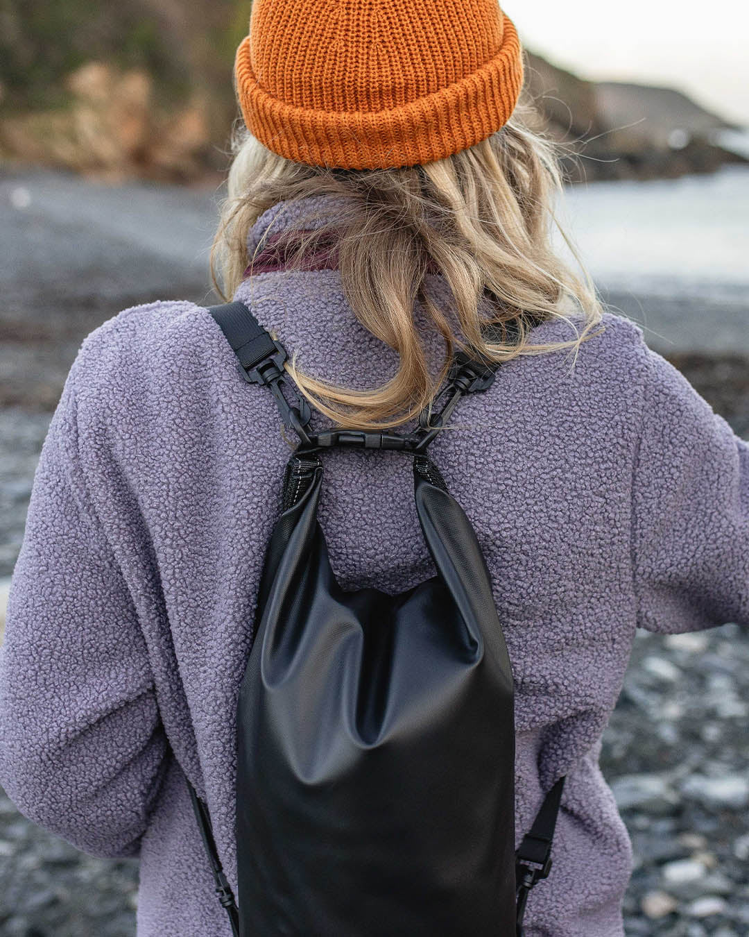 Tide 10L Trocken-Rucksack - Schwarz – Bild 6