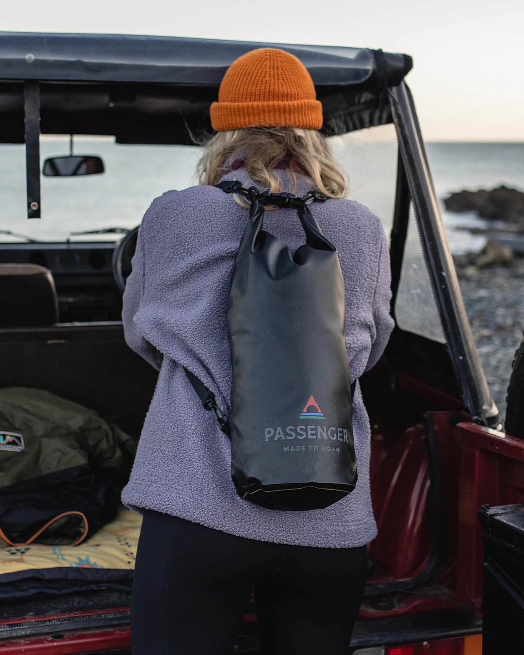 Tide 10L Trocken-Rucksack - Schwarz – Bild 5