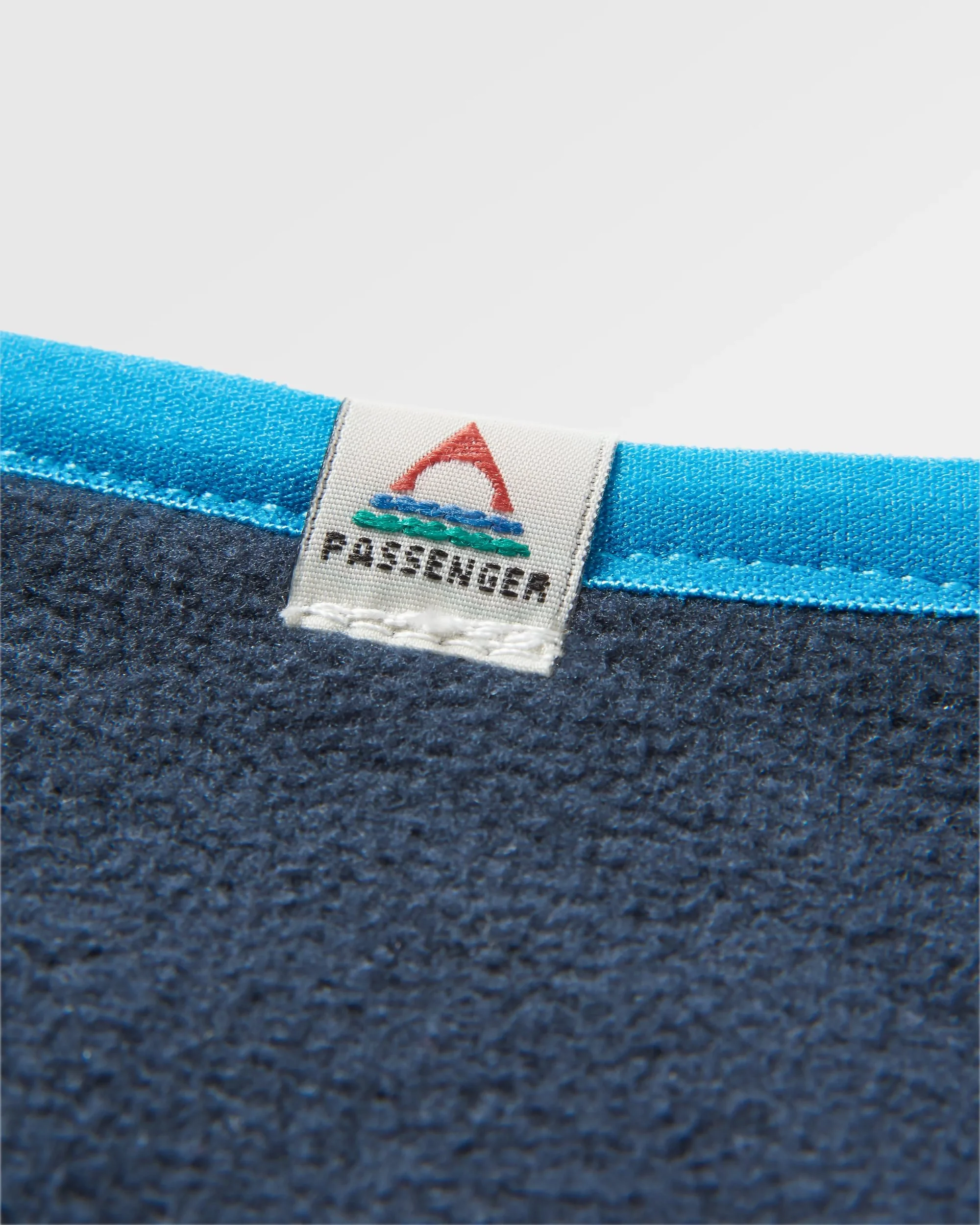 Gemütliches Polar-Fleece-Stirnband - Mountain Geo Multi – Bild 6