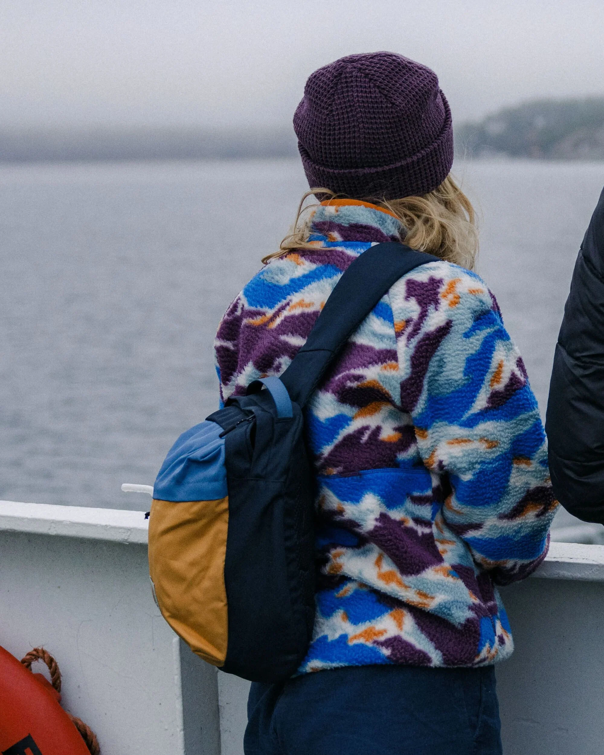 Boondocker Sling 8L - Honig/Dunkelblau/Sattes Marineblau – Bild 5