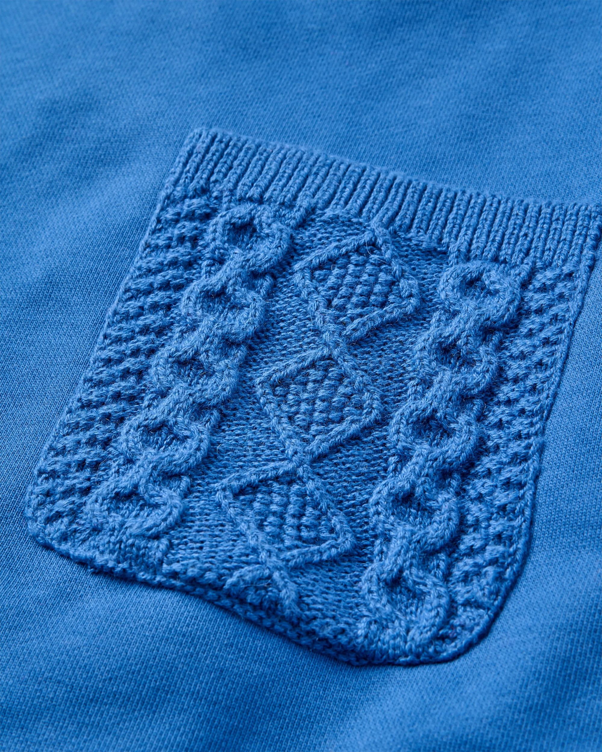 Aerial Langarm-Stricktop - Elektrisches Blau – Bild 4