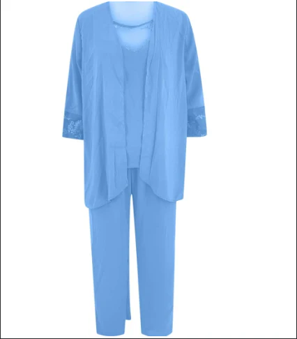 Dreiteiliges Damen-Ensemble: Eleganz & Komfort – Bild 9