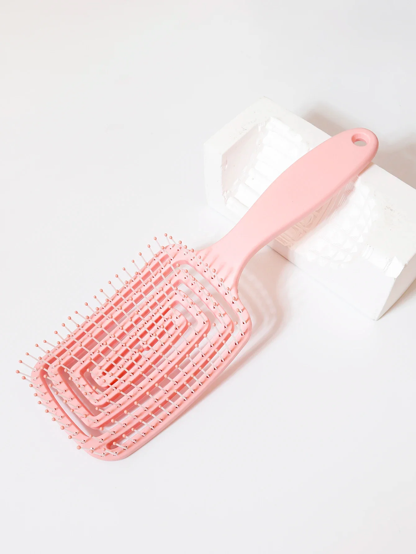 Fluffy Hairstyle Bürste – Antistatische & Entwirrende Haarbürste | Kopfhaut-Massagekamm für Echthaar-Perücken & Styling – Bild 9