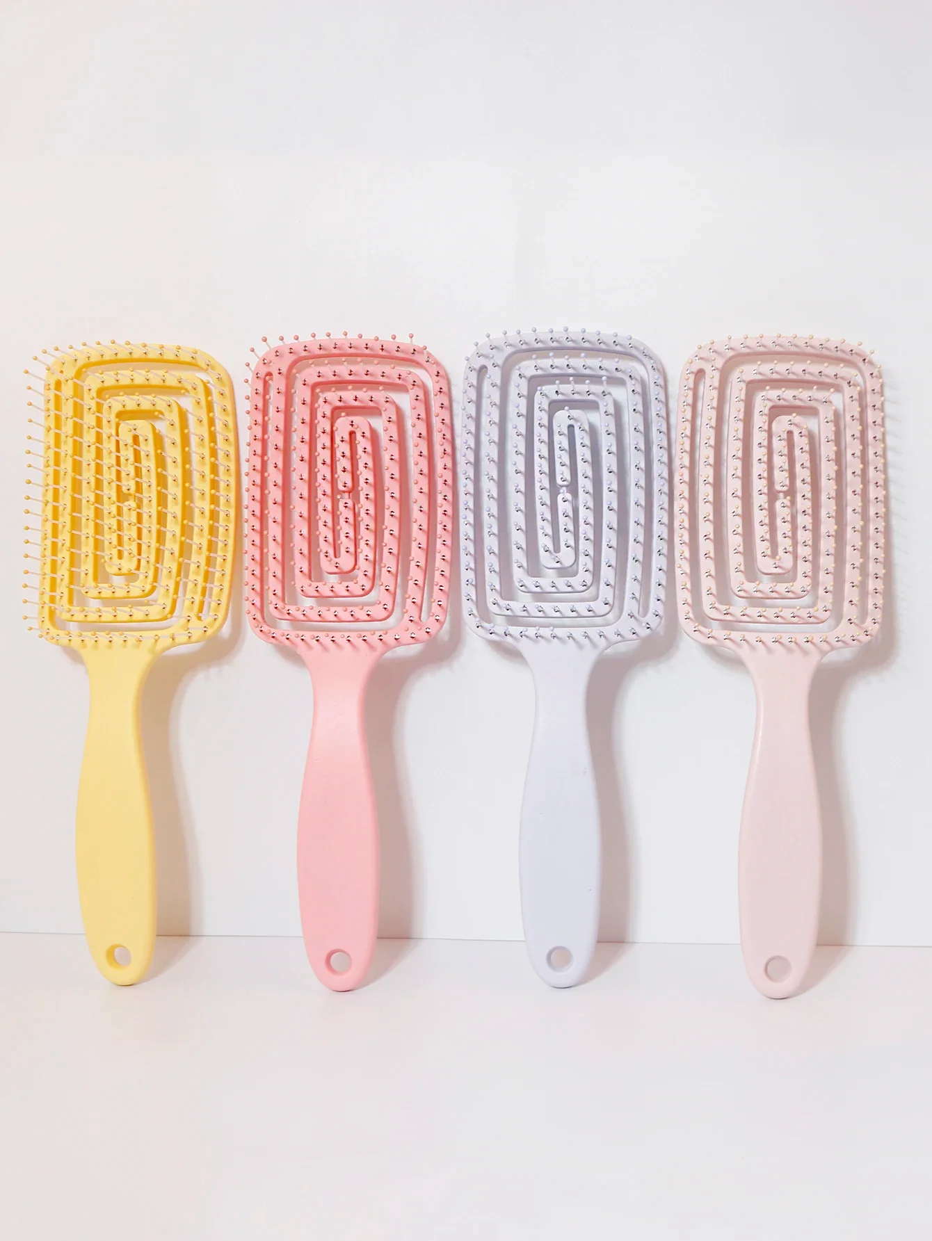 Fluffy Hairstyle Bürste – Antistatische & Entwirrende Haarbürste | Kopfhaut-Massagekamm für Echthaar-Perücken & Styling – Bild 3