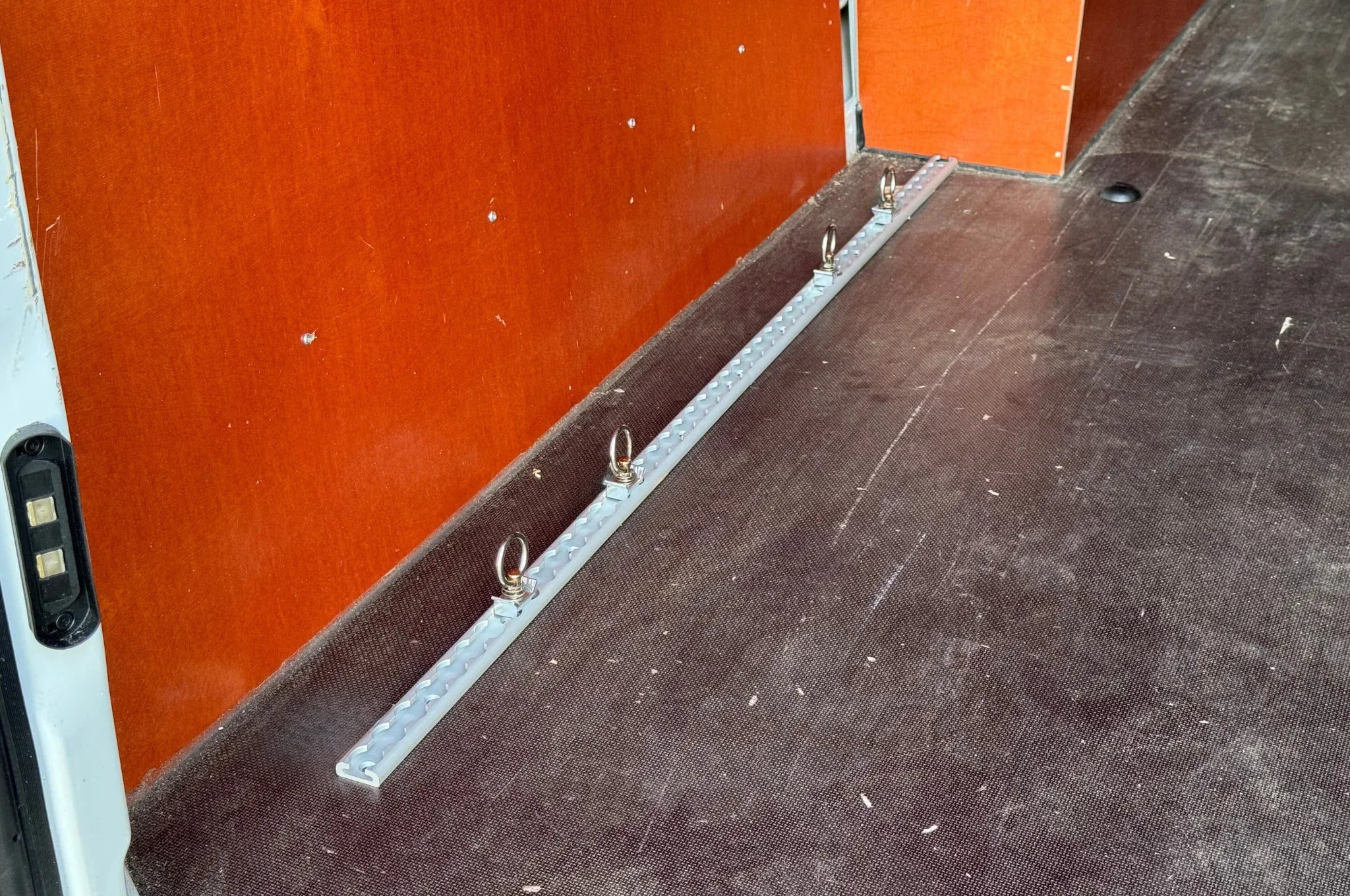 Aluminium-Airlineschienen-Set - 60 cm Länge - 30 mm Breite - 500 kg Bruchlast - 2 Stück – Bild 5